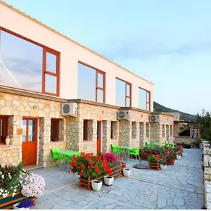 Dena Apartamento Vlorë